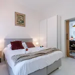 Spacious Apartment In The Heart Of Antwerp