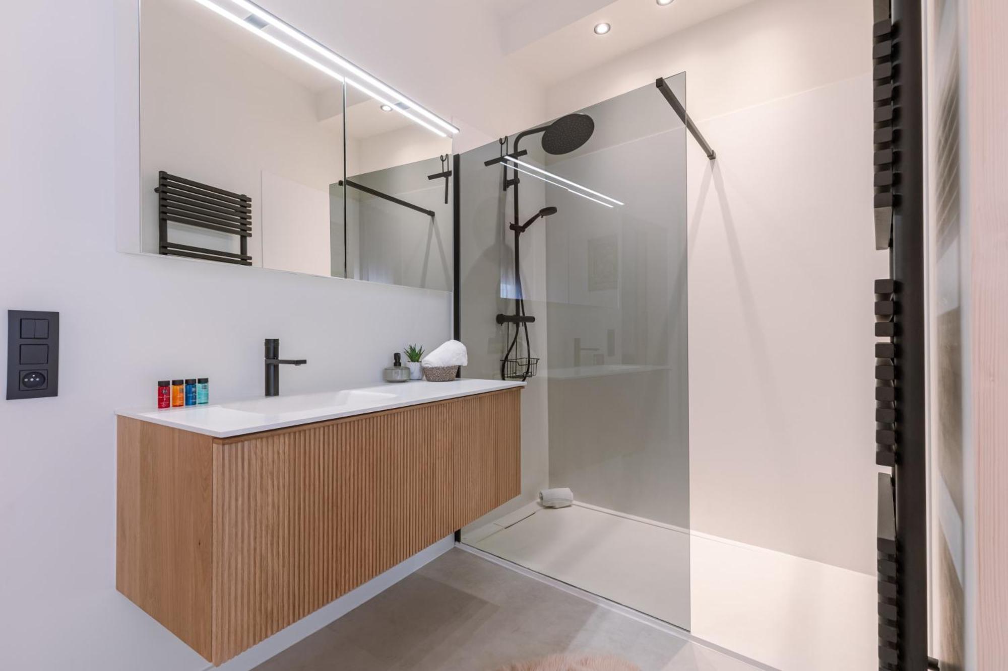 Apartment Spacious In The Heart Of